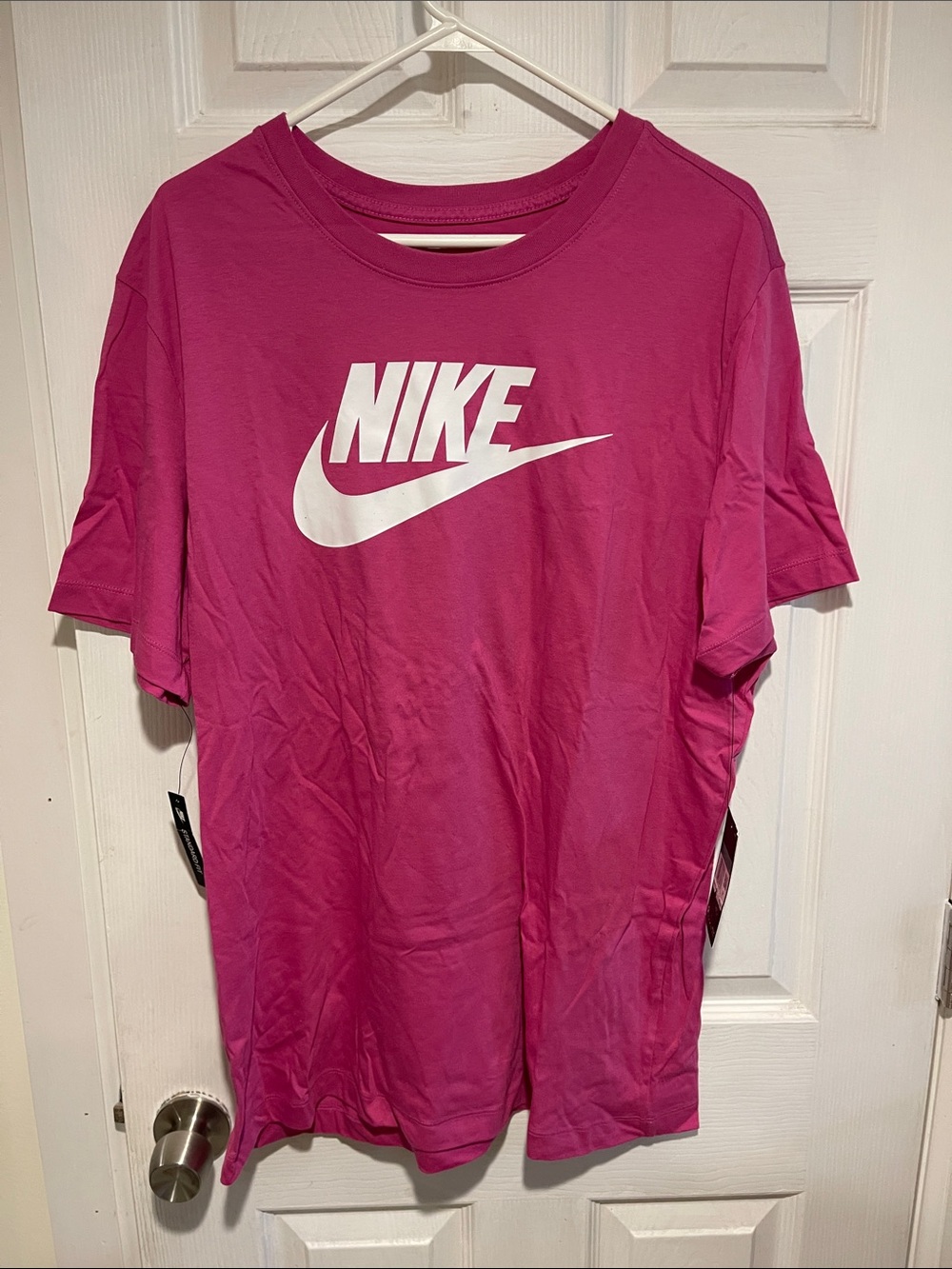 Nike Men’s Magenta Short Sleeve Tee with White Logo